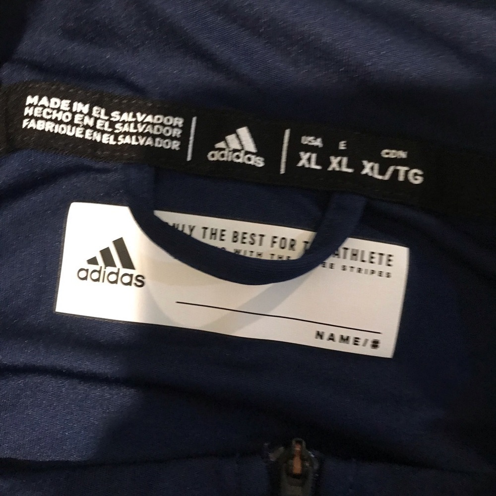 🌇adidas NYC Quarter Zip Pullover - Picture 3 of 9